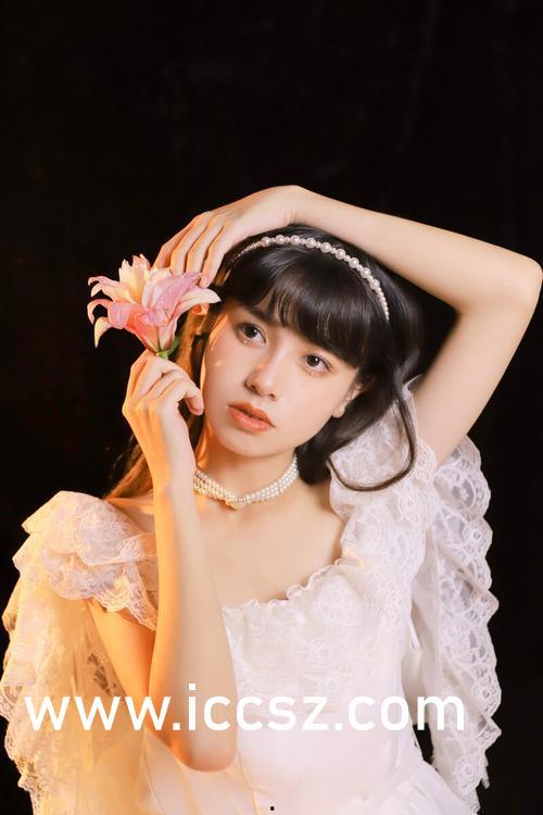 黑网曝吃瓜泄密免费视频,免费视频背后的吃瓜泄密真相