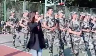 军训大一舞蹈吃瓜视频,青春活力，笑点满满