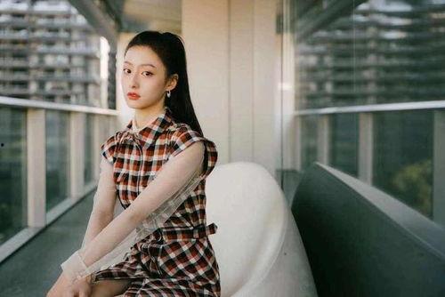 胡连馨吃瓜视频,揭秘娱乐圈幕后故事